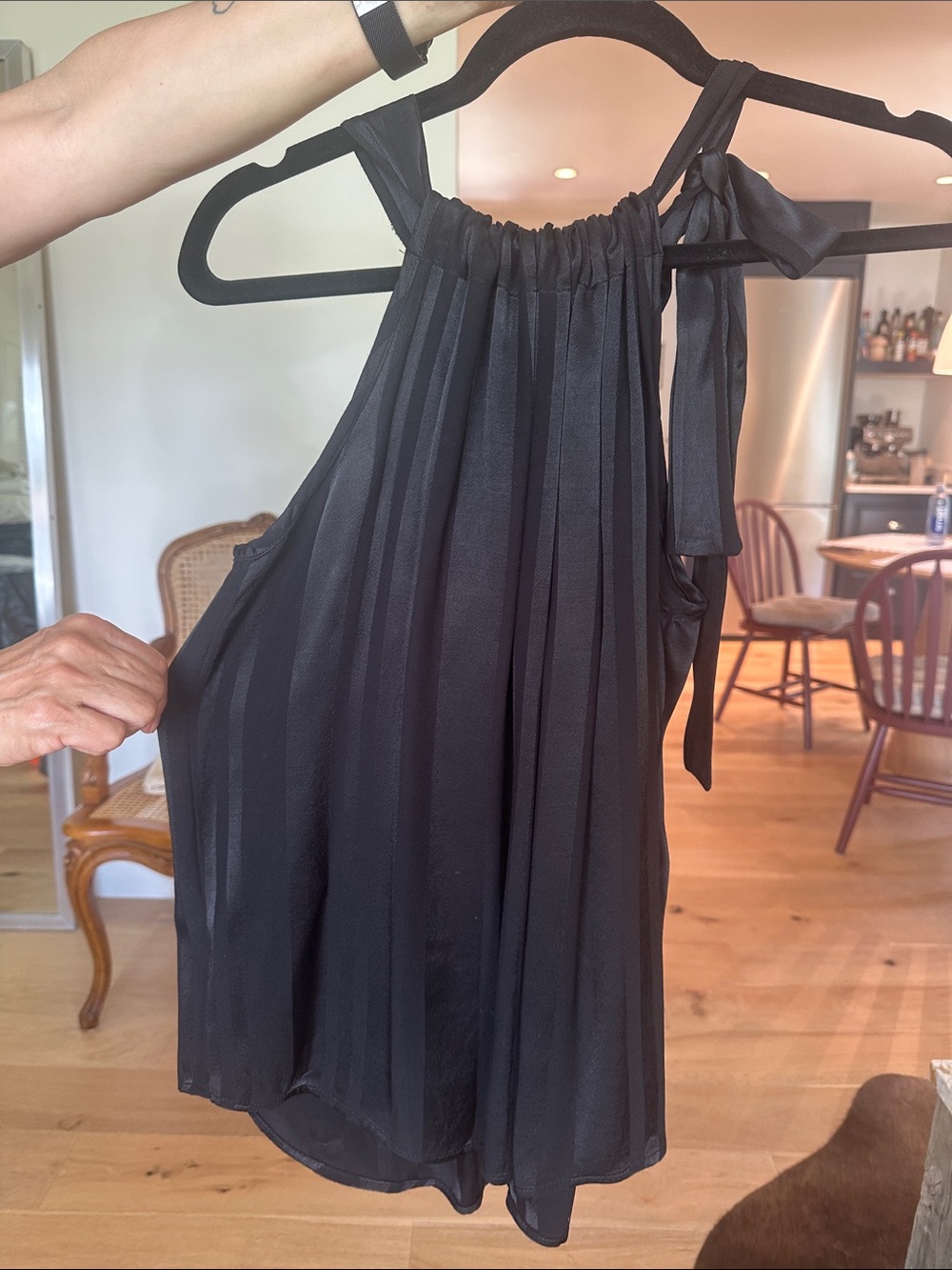 Culture Black Satin Halter Top Tie Neck Sz 4